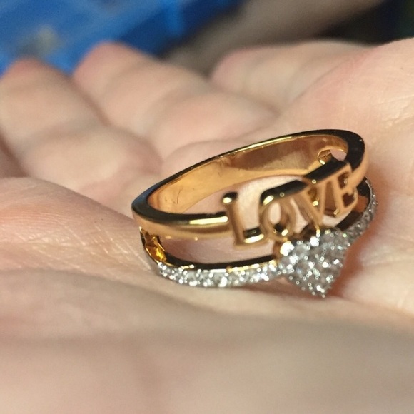 Jewelry - New Love Heart Ring size 6.5